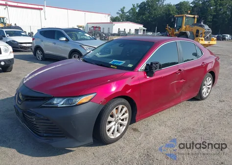 2020 Toyota Camry Le from USA, damaged, VIN 4T1C11AK4LU359599